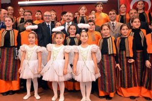 Herkes kendi dinini &ouml;ğrenebilecek