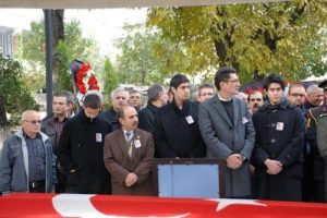 Eski Senat&ouml;r Demirayak son yolculuğuna uğurlandı