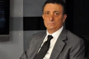 Ahmet Nur &Ccedil;ebi'den Quaresma'ya salvolar