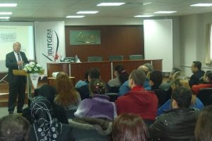 Girişimci adayları &Ouml;zbay'ın tecr&uuml;belerini dinledi