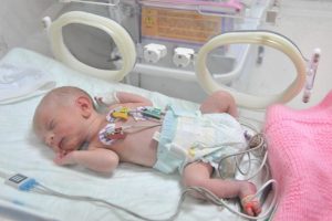 Yeni doğmuş bebek &ccedil;&ouml;pte bulundu