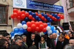 'Yeni anayasa yapmalıyız'
