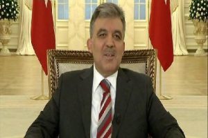 Cumhurbaşkanı G&uuml;l'den "Noel" mesajı