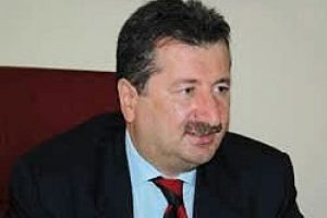 &Ouml;nkibar ve &Ccedil;&ouml;laşan'ın cemaat kavgası