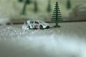 Ford'un g&uuml;ld&uuml;ren yeni yıl videosu