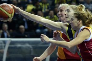 Yılın son derbisi Fenerbah&ccedil;e'nin!
