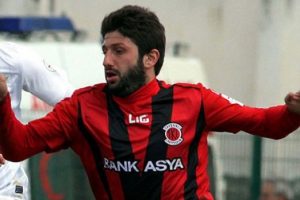 &Uuml;mit T&uuml;t&uuml;nci Adanaspor'da