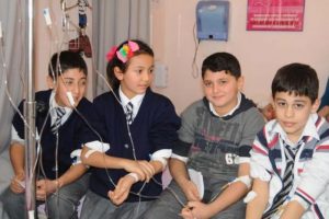11 &ouml;ğrenci yemekten zehirlendi