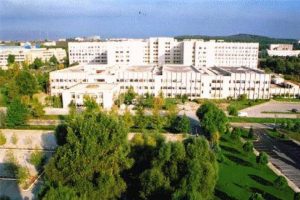 U&Uuml; Tıp Fak&uuml;ltesi Hastanesi akredite edildi