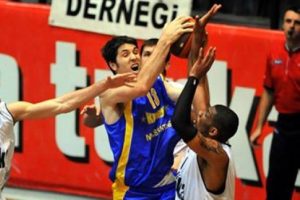 Beşiktaş Top 16'ya k&ouml;t&uuml; başladı