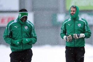 "Bursaspor'da olduğum i&ccedil;in &ccedil;ok mutluyum"
