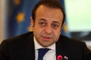 "Şiddet &ouml;zg&uuml;rl&uuml;ğ&uuml; diye bir şeye kesinlikle g&ouml;z yumamayız"