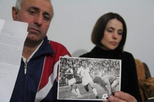 Milli futbolcunun zor g&uuml;nleri