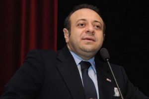 Rum siyasilerden Egemen Bağış'a tepki