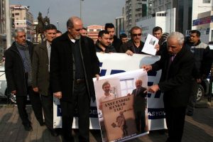 T&uuml;keticiden bankalara sert uyarı