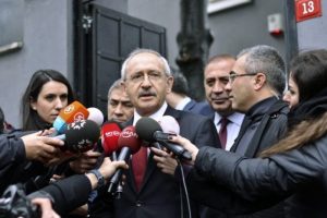 Kılı&ccedil;daroğlu Soner Yal&ccedil;ın'ı ziyaret etti