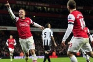 M&uuml;thiş d&uuml;elloda Arsenal g&uuml;ld&uuml;: 7-3!