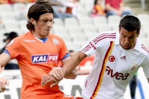 Beşiktaş'ın G&ouml;khan ısrarı!