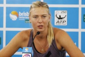 Maria Sharapova Brisbane'dan &ccedil;ekildi