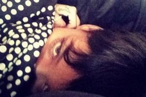 Rihanna'dan birlikteyiz pozu