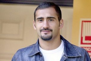 &Uuml;mit Karan'dan Burcu Kara a&ccedil;ıklaması