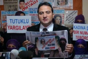 Kadına şiddet ter&ouml;r su&ccedil;u sayılmalı