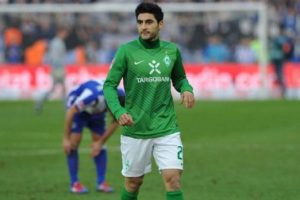 Werder Bremen Mehmet Ekici'yi bırakmıyor!