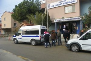 Saadet zincirine 9 g&ouml;zaltı