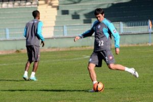 &Ccedil;aykur Rizespor'a Kazak stoper