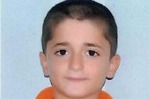 Minik Arif'in yaşam savaşı s&uuml;r&uuml;yor