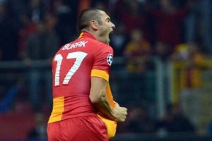 Burak Yılmaz'dan Schalke uyarısı!