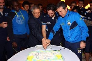 G&ouml;khan G&ouml;n&uuml;l'&uuml;n doğum g&uuml;n&uuml; kutlandı