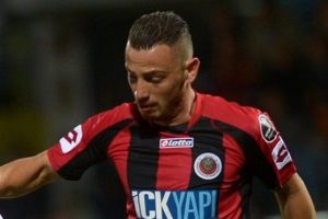 Aykut, Trabzonspor'un g&uuml;ndeminde
