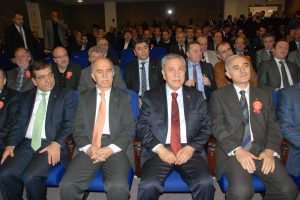 Arın&ccedil;'tan istikrar vurgusu