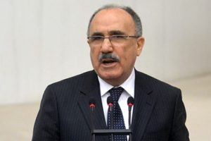 "T&uuml;rkiye'nin sorunlarını &ccedil;&ouml;zeceğiz"