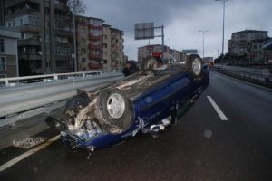 Ehliyetsiz bindiği otommobil sonu oluyordu