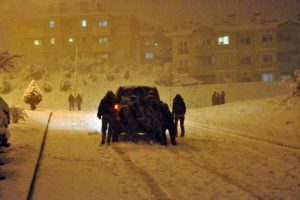 Kar Adapazarı'nda hayatı fel&ccedil; etti