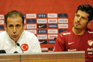 Abdullah Avcı ve Emre de Altın Top i&ccedil;in oy verdi