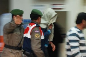10 yaşındaki erkek &ccedil;ocuğa tecav&uuml;z etmek istedi
