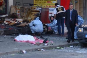 İkiz bombacıların kuzenine baskın