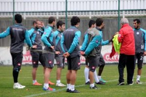 &Ccedil;aykur Rizespor'da forma rekabeti arttı