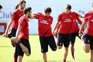 Trabzonspor'da hazırlık kampı s&uuml;r&uuml;yor