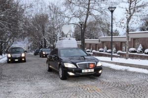 G&uuml;l, Fidan ile g&ouml;r&uuml;şt&uuml;