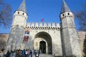 M&uuml;ze gelirleri arttı ziyaret&ccedil;isi azaldı