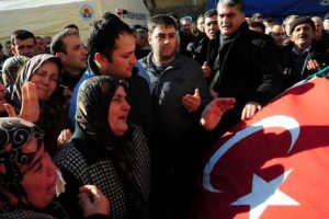 Adana şehidini uğurladı