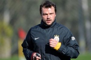 Galatasaray'da Ujfalusi &ouml;zel &ccedil;alışmasını s&uuml;rd&uuml;rd&uuml;