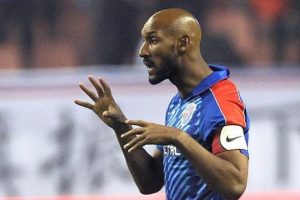Nicolas Anelka Paris Saint-Germain tesislerinde
