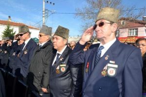D&uuml;şmanın Gelibolu'yu terkedişinin 97'nci yılı kutlandı