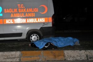 Otomobilin &ccedil;arptığı yaya kurtarılamadı