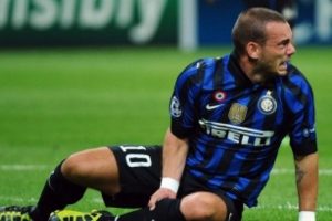 İtalya'ya g&ouml;re Sneijder'e saatler kaldı!